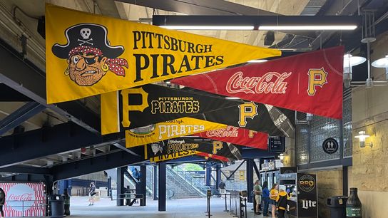 Pirates vs. Giants, 6:40 p.m. taken on the North Shore